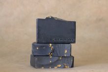 Load image into Gallery viewer, BLACK STAR