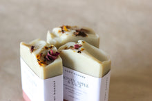 Load image into Gallery viewer, HONEY APPLE & SAGE